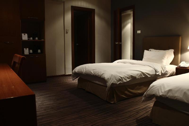 Plaza Hotel Beirut Phòng bức ảnh