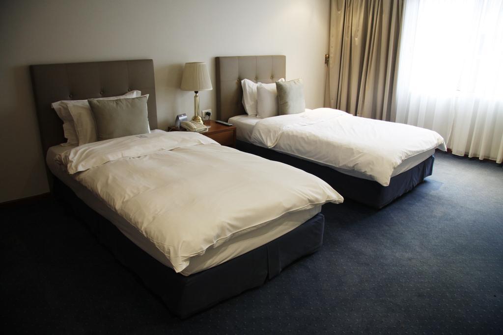 Plaza Hotel Beirut Ngoại thất bức ảnh